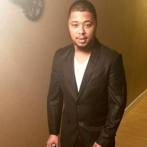 Meet your Posher, Christopher